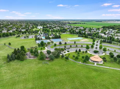 View/Area - 12811 Conifer St, Plainfield, IL 60585 photo 9 of 11
