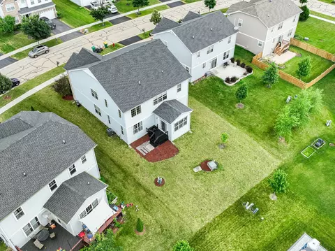 View/Area - 12811 Conifer St, Plainfield, IL 60585 photo 1 of 11