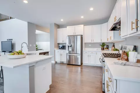 Kitchen - 12811 Conifer St, Plainfield, IL 60585 photo 2 of 4