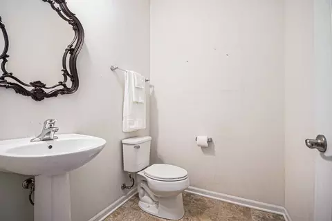Bath - 12811 Conifer St, Plainfield, IL 60585 photo 1 of 4