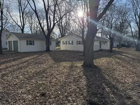 Exterior - 281 E Sprague St, Bement, IL 61813 photo 2 of 5