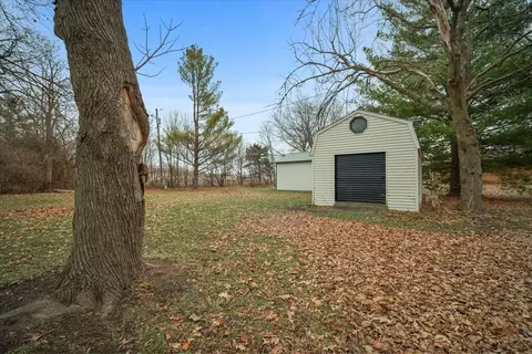 517 Sunrise Dr, Chenoa, IL 61726 photo 34