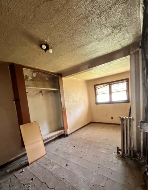 6737 S Champlain Ave, Chicago, IL 60637 photo 5