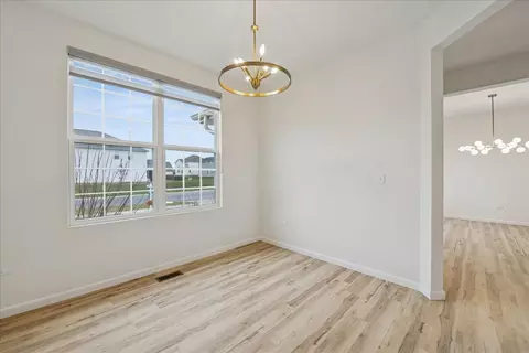 Other - 900 Treeline Dr, Algonquin, IL 60102 photo 4 of 10
