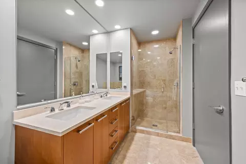 60 E Monroe St #5802, Chicago, IL 60603 photo 22