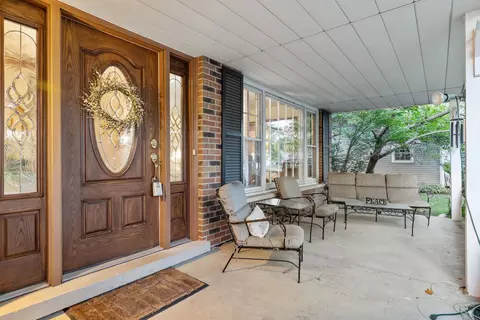 2 S501 Seneca Dr, Wheaton, IL 60189 photo 3