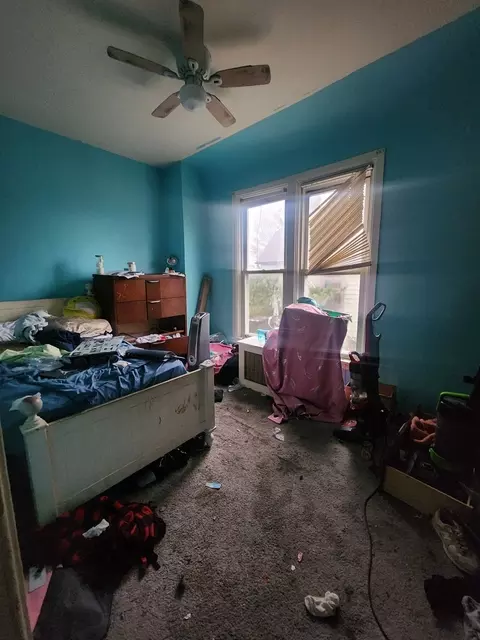 9226 S Phillips Ave, Chicago, IL 60617 photo 10