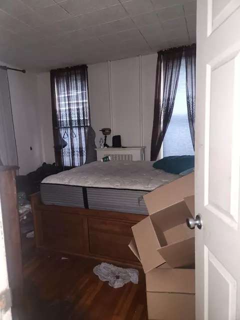 9226 S Phillips Ave, Chicago, IL 60617 photo 9