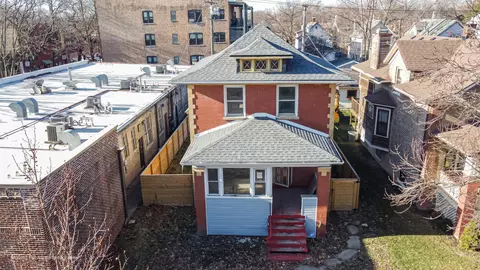 841 S Taylor Ave, Oak Park, IL 60304