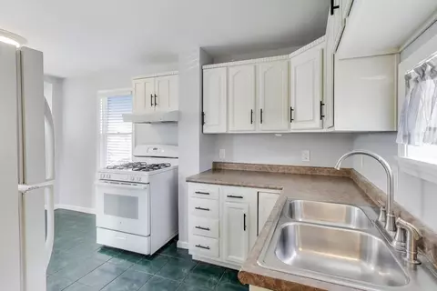 764 2nd Ave, Aurora, IL 60505 photo 9