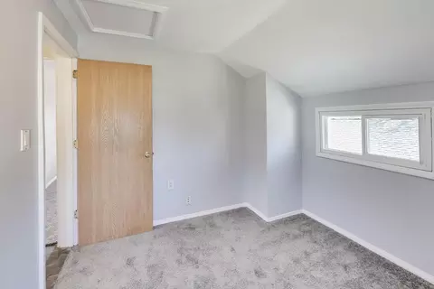 764 2nd Ave, Aurora, IL 60505 photo 17
