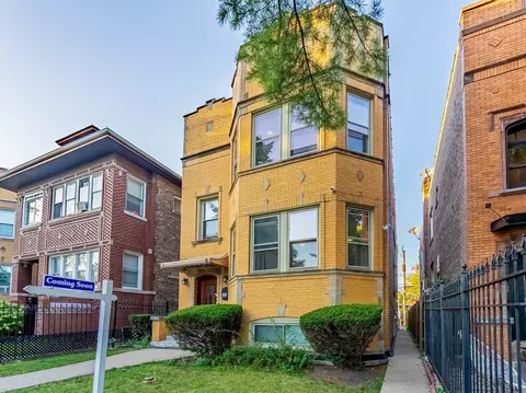 5330 W Drummond Pl, Chicago, IL 60639