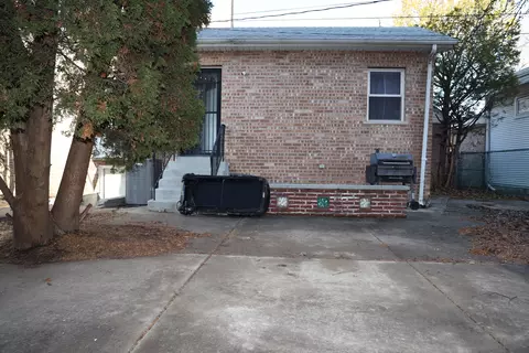 Exterior - 937 E 84th Pl, Chicago, IL 60619 photo 12 of 20