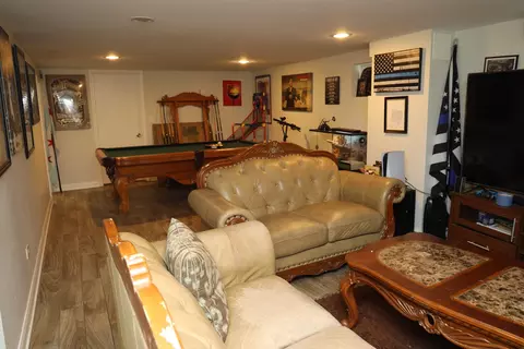 Living - 937 E 84th Pl, Chicago, IL 60619 photo 4 of 8