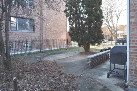 Exterior - 937 E 84th Pl, Chicago, IL 60619 photo 11 of 20
