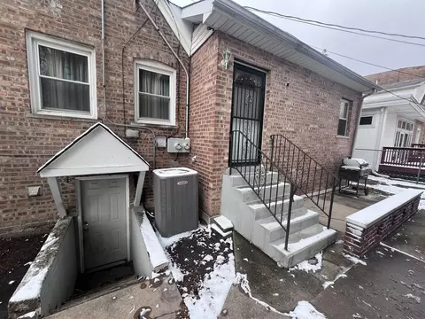 Exterior - 937 E 84th Pl, Chicago, IL 60619 photo 9 of 20