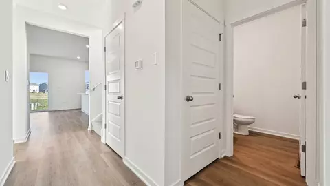 Entry Way - Undisclosed, Manhattan, IL 60442 photo 3 of 9