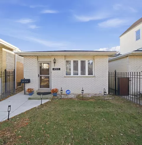 4305 S Wood St, Chicago, IL 60609