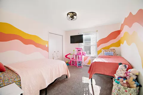 Bedroom - 1420 E Cap Cir, Bourbonnais, IL 60914 photo 1 of 3