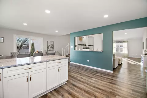 Kitchen - 1420 E Cap Cir, Bourbonnais, IL 60914 photo 3 of 3