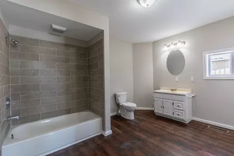 Bath - 522 E 5th St, Kewanee, IL 61443 photo 1 of 1