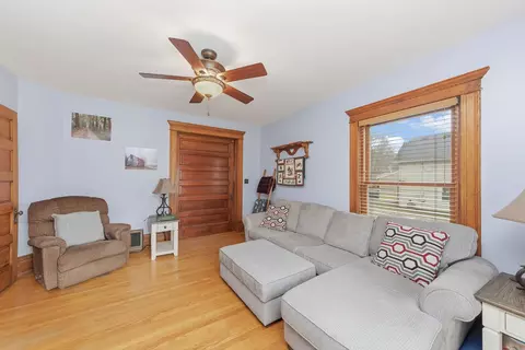 Living - 410 W Reader St, Elburn, IL 60119 photo 1 of 2