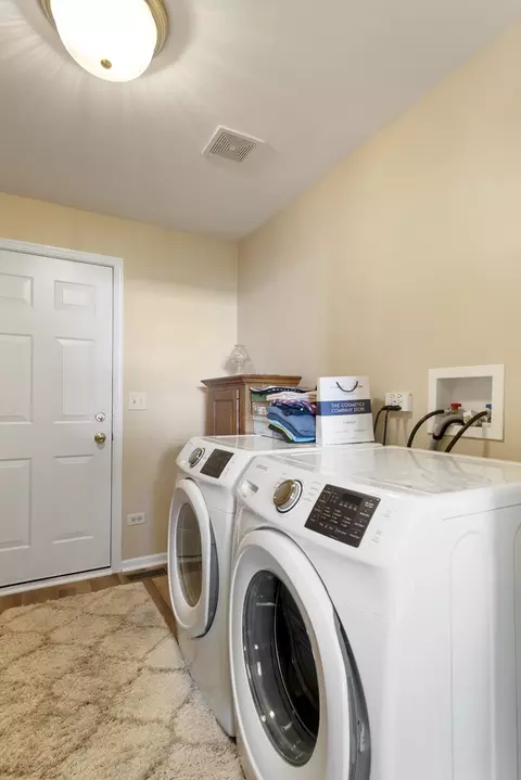 Other - 20524 Mcgilvray Dr, Crest Hill, IL 60403 photo 7 of 11