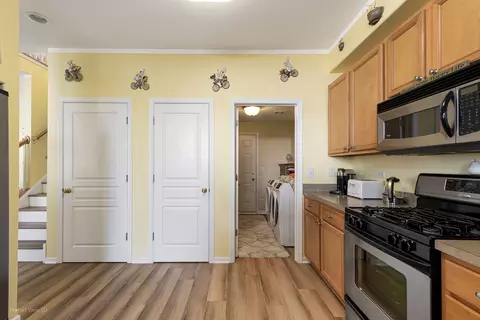 Other - 20524 Mcgilvray Dr, Crest Hill, IL 60403 photo 1 of 11
