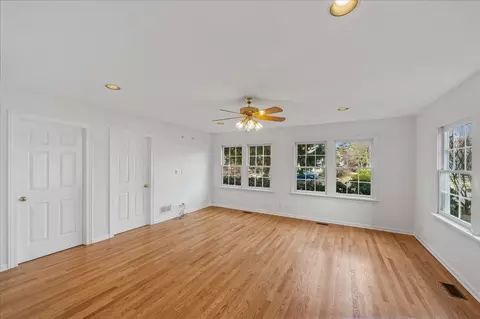 Other - 100 Williamsburg Rd, Evanston, IL 60203 photo 1 of 8