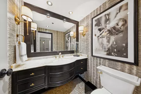 Bath - 100 E Huron St #4601, Chicago, IL 60611 photo 1 of 3