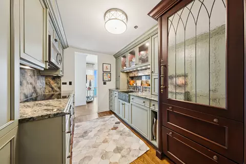 Kitchen - 100 E Huron St #4601, Chicago, IL 60611 photo 1 of 2