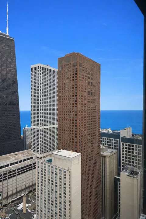 View/Area - 100 E Huron St #4601, Chicago, IL 60611 photo 1 of 2