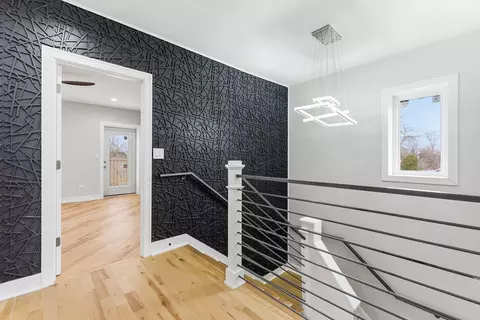 Entry Way - 9410 S Champlain Ave, Chicago, IL 60619 photo 3 of 4