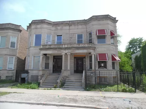 6347 S Eberhart Ave, Chicago, IL 60637