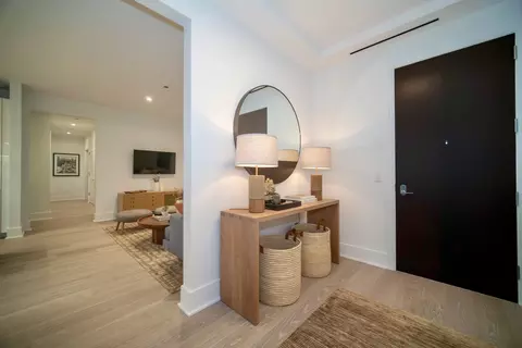 Entry Way - 363 E Wacker Dr #2706, Chicago, IL 60601 photo 1 of 1