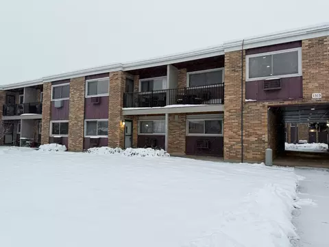 1313 S Rebecca Rd #118, Lombard, IL 60148