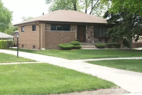 8201 N Washington St, Niles, IL 60714