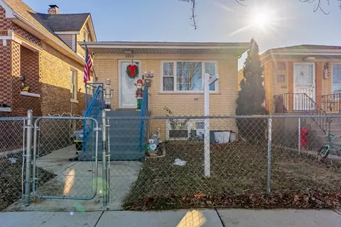 3605 W 56th Pl, Chicago, IL 60629