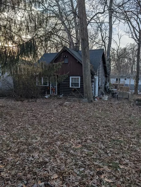 38282 N Hamilton Cir, Spring Grove, IL 60081
