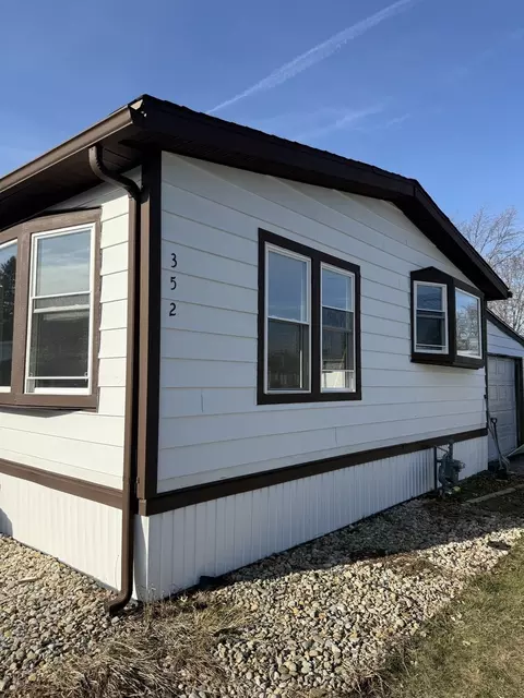 352 Wild Rock Ter, Matteson, IL 60443