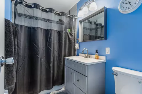 Bath - 800 Juniper Dr, Rantoul, IL 61866 photo 1 of 2