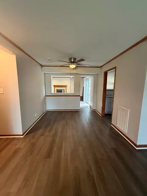 Other - 674 E Algonquin Rd, Des Plaines, IL 60016 photo 1 of 4