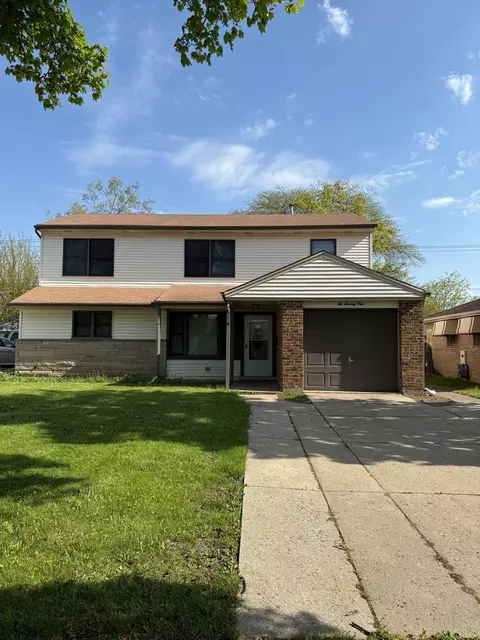 674 E Algonquin Rd, Des Plaines, IL 60016