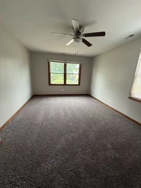 Bedroom - 674 E Algonquin Rd, Des Plaines, IL 60016 photo 5 of 5