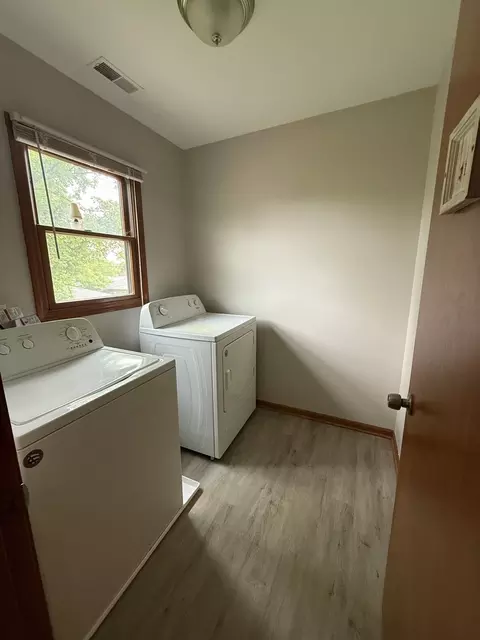 Other - 674 E Algonquin Rd, Des Plaines, IL 60016 photo 3 of 4