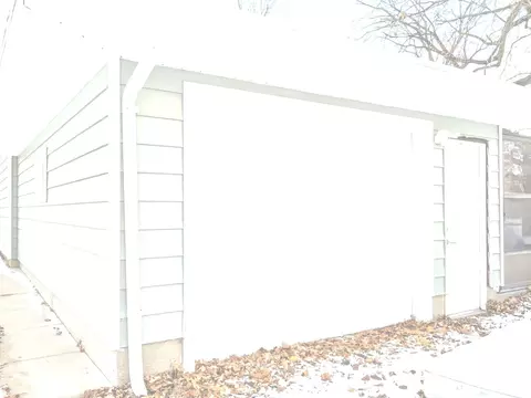 152 Riverview Dr, Ottawa, IL 61350 photo 1