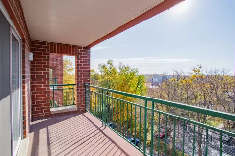 Exterior - 1685 Mill St #605, Des Plaines, IL 60016 photo 3 of 6