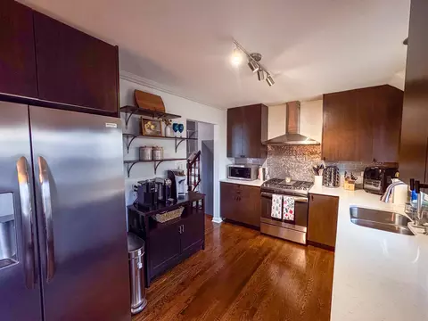 Kitchen - 450 E Park Ave, Elmhurst, IL 60126 photo 1 of 2