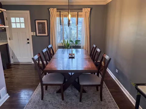 Dining - 450 E Park Ave, Elmhurst, IL 60126 photo 1 of 1