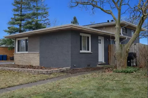 Exterior - 450 E Park Ave, Elmhurst, IL 60126 photo 2 of 4